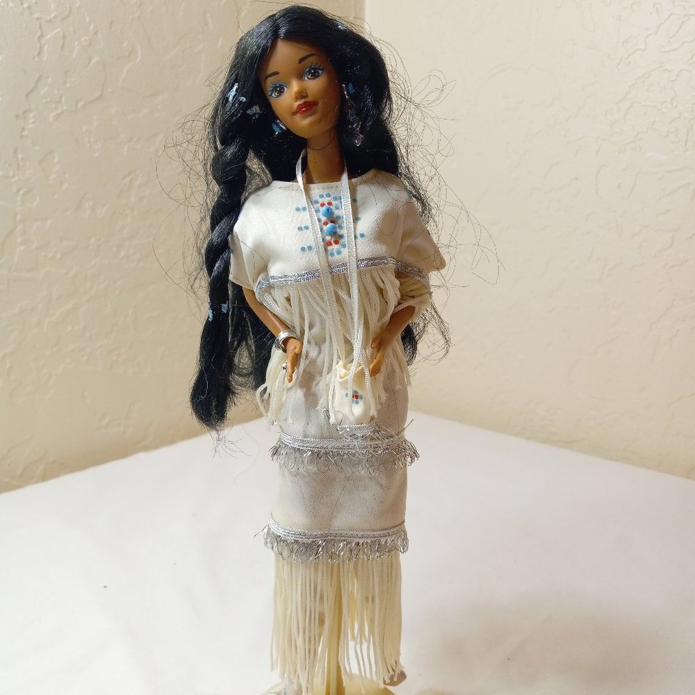 Native American Barbie Dolls Lot of 5 with stands - Picture 8 of 15